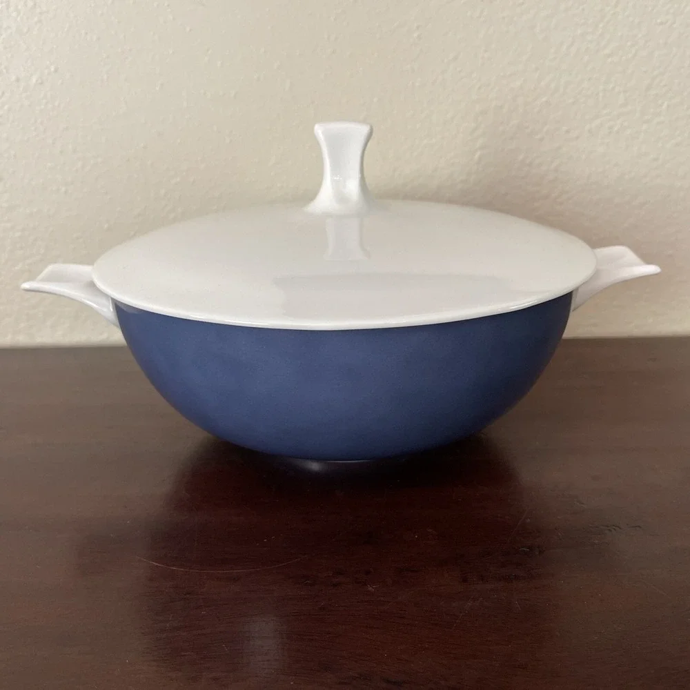 Vintage Thomas Rosenthal Covered Vegetable Serving Bowl Lid Germany‎ 79 Blue
